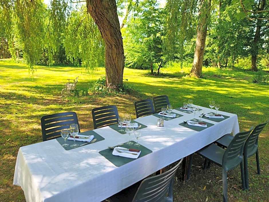 Logis Hôtel De France- Restaurant GRILL