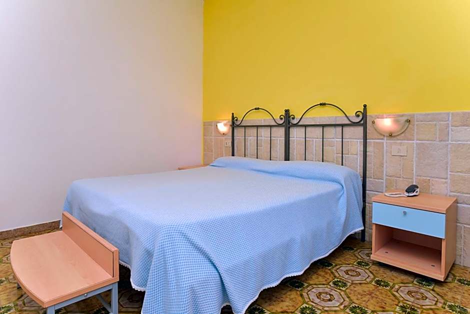 Photo 1 of 5 of Triple Room