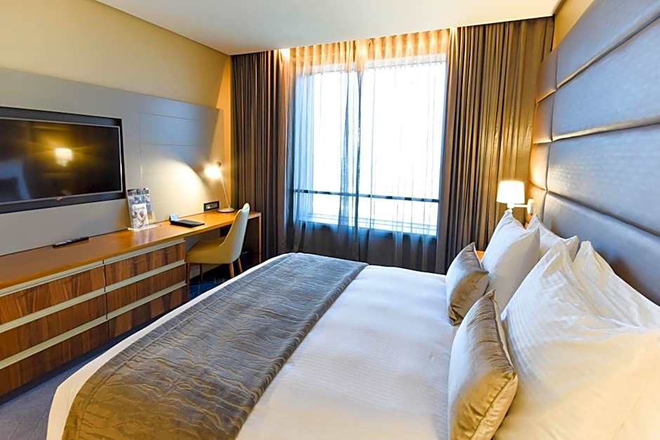 Hotel 2 Fevrier