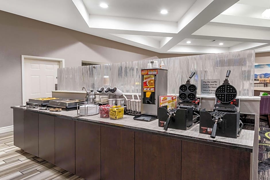 La Quinta Inn & Suites by Wyndham Denver Boulder - Louisville