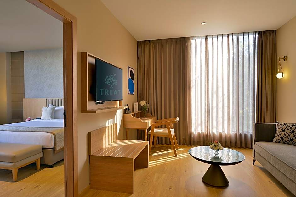 Treat Hotel Nashik City Center