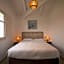 ENAJA - Luxury Retreat