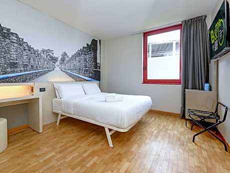 Double Room - Disability Access