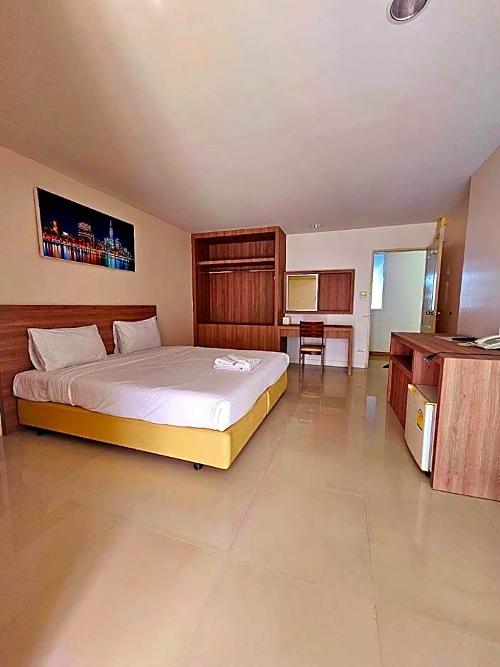 Similan Mansion