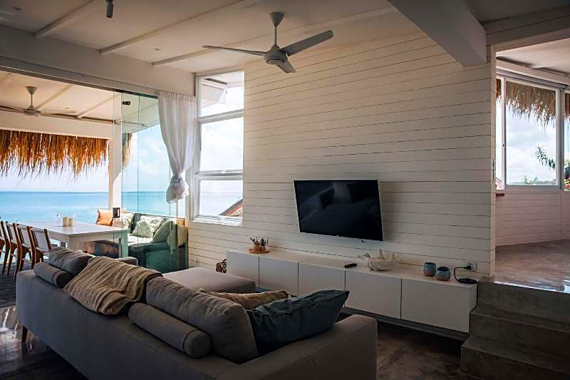 Mahi Mahi Villa and Suites