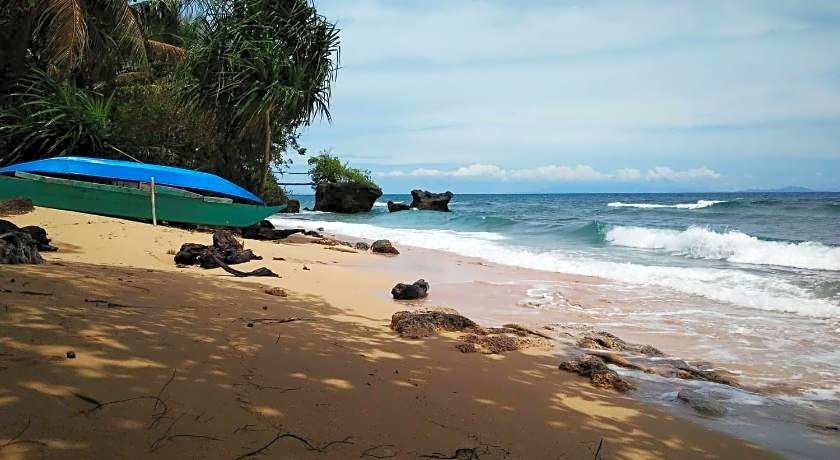 Toris Backpackers Paradise