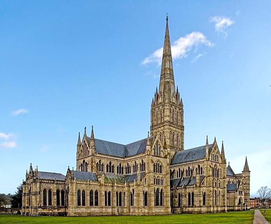 Holiday Inn Salisbury-Stonehenge By IHG