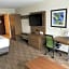 Holiday Inn Express & Suites Pittsburgh - Monroeville