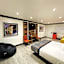 Casa Blanca Inn & Suites Whittier
