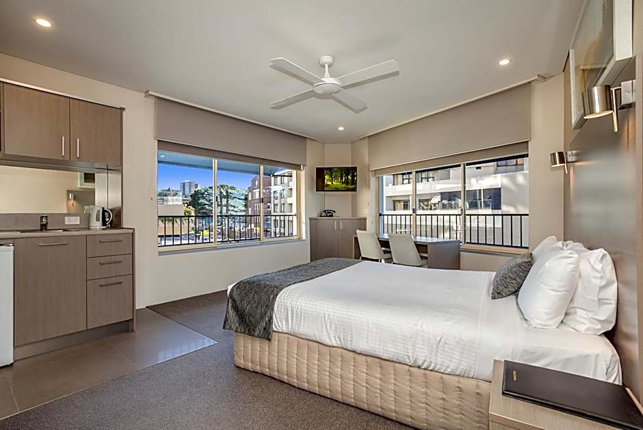 Manly Paradise Motel and Apartments