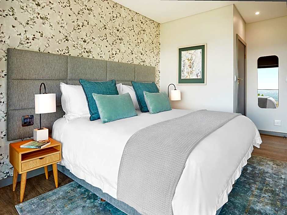 The Cliffside Boutique Getaway