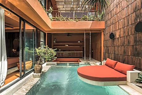 Two Bedroom Villa with Private Pool and Bathtub