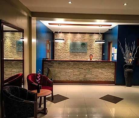 Victoria Palms Hotel