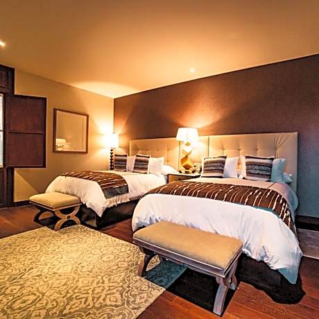 Classic Quadruple Room