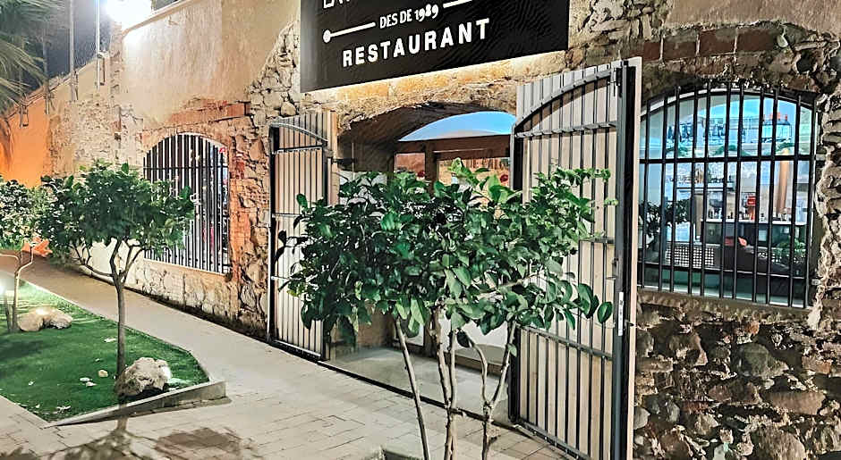 Hotel H