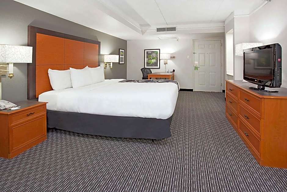 La Quinta Inn & Suites by Wyndham Denver  Golden