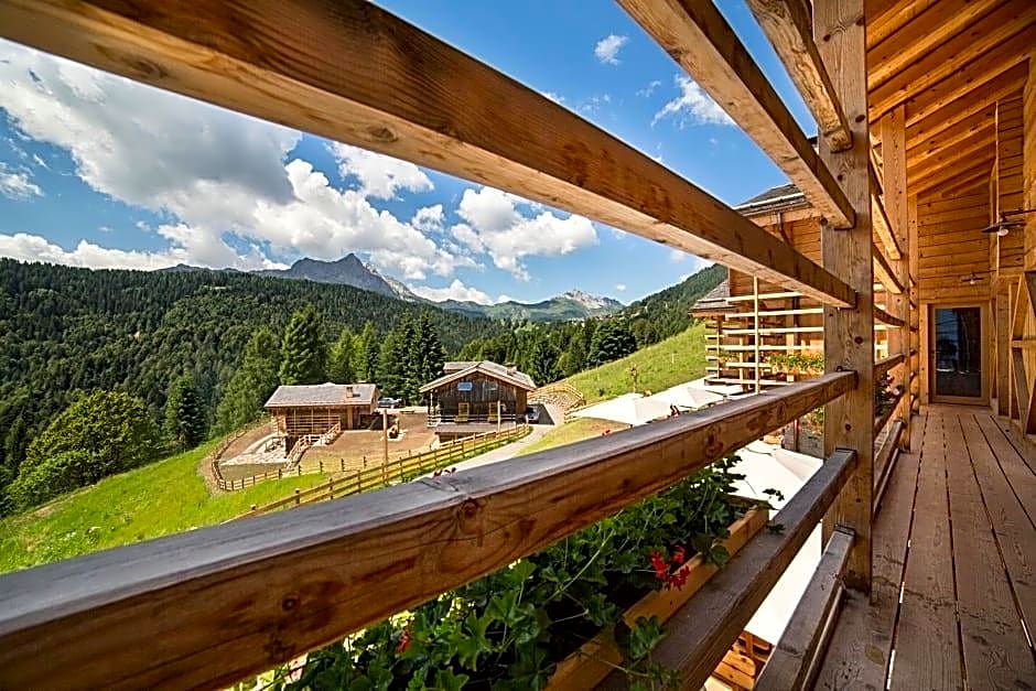 Chalet-Hôtel Borgo Eibn Mountain Lodge, The Originals Relais