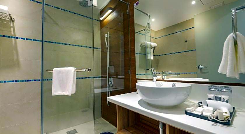 Mercure Kota Kinabalu City Centre