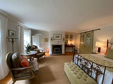 Trouvaille House Suite 1 Provence Suite