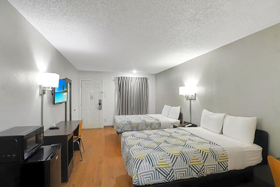 Motel 6-Bryan, TX - University Area