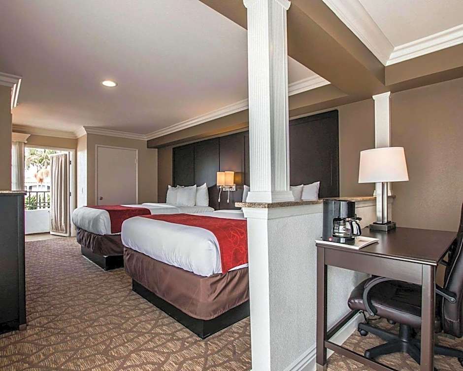 Comfort Suites San Clemente Beach