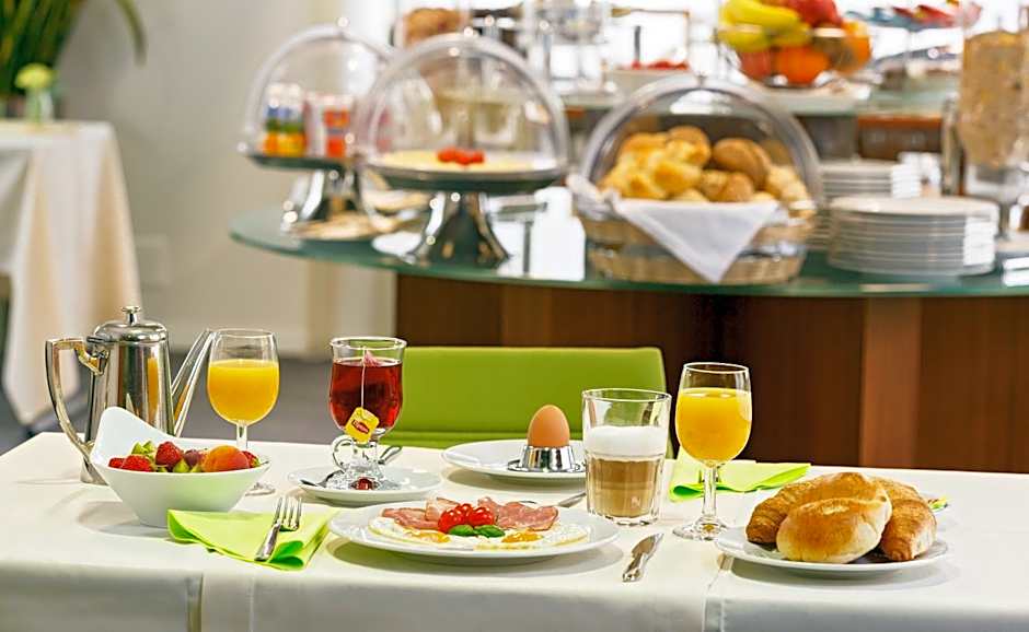 Business Hotel First