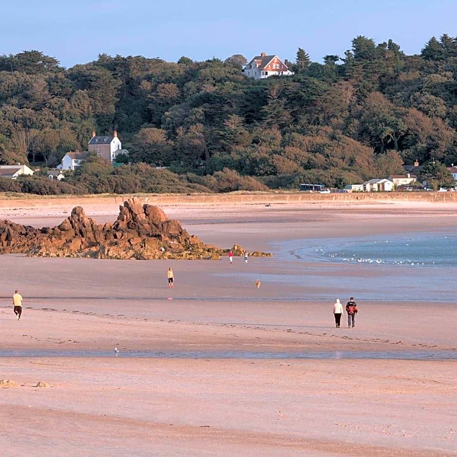Golden Sands
