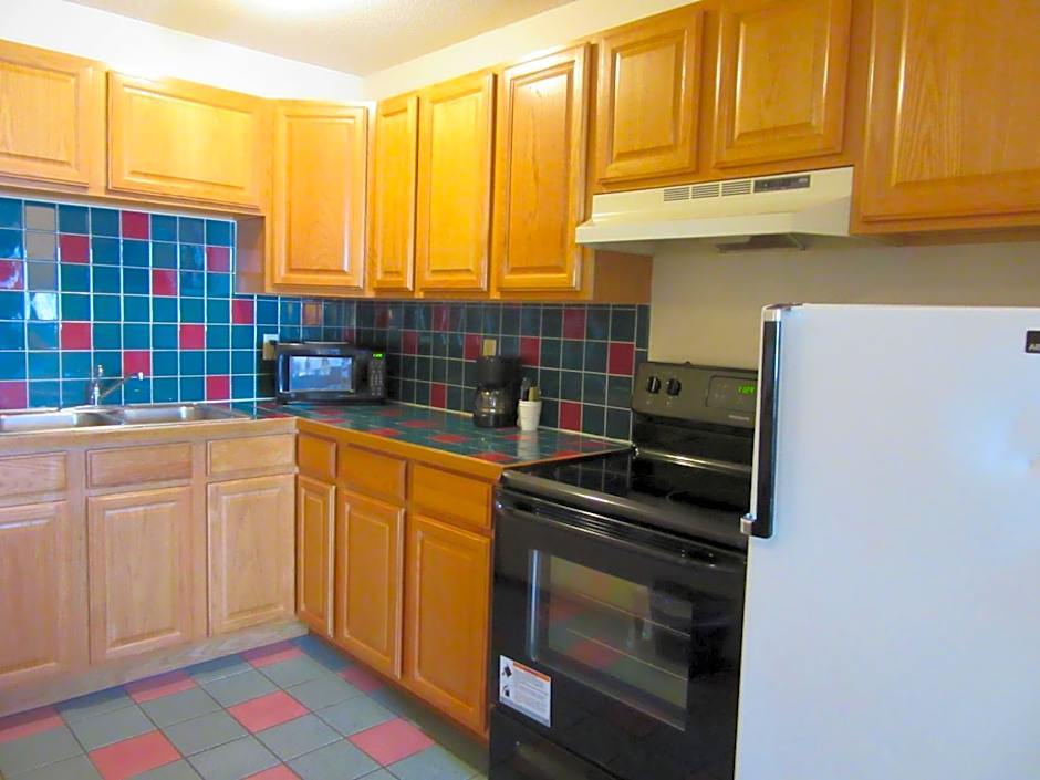 Howard Johnson by Wyndham Wichita Airport