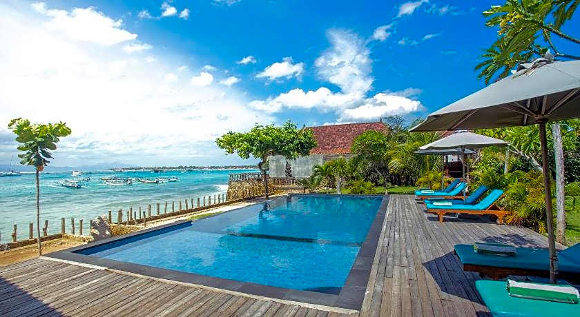 D'Muncuk Huts Lembongan