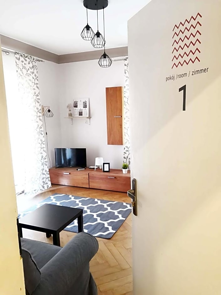 Bankowa 8 Guest Rooms