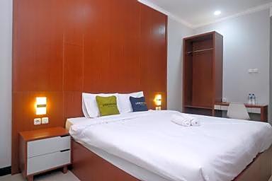 Urbanview Wisma Wirasatya Akpol Semarang by RedDoorz