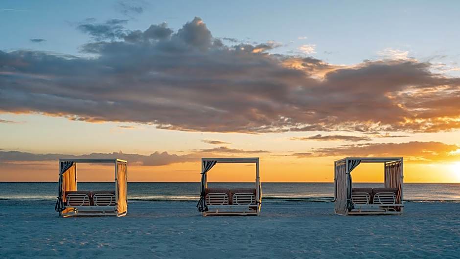 The Luce, St. Pete Beach, a Tribute Portfolio Hotel