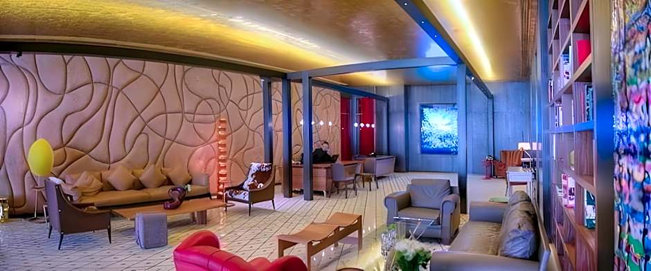 Saifi Suites