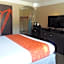 Howard Johnson by Wyndham Historic Lake Charles