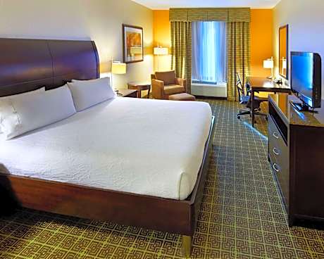 King Suite - Mobility and Hearing Access