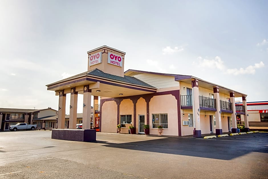 OYO Hotel Texarkana North Heights AR Hwy I-30