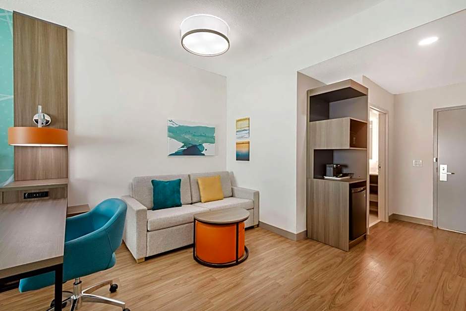 Comfort Suites Titusville Near Kennedy Space Center