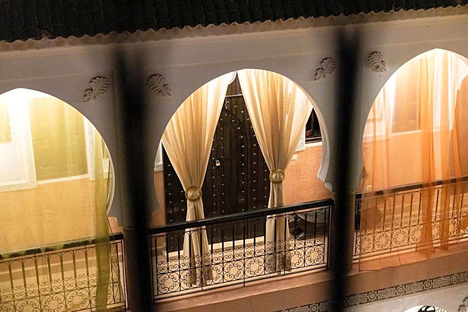 Riad Davina