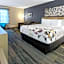 Baymont by Wyndham White Plains - Elmsford