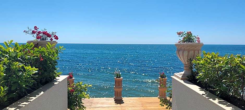 Sea Point La Mer
