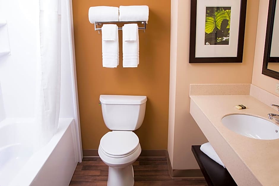 Extended Stay America Suites - Kansas City - Overland Park - Quivira Rd.