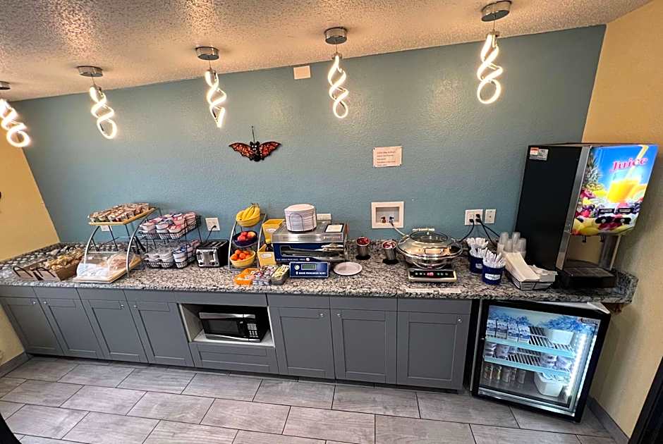 Days Inn by Wyndham Batavia Ohio