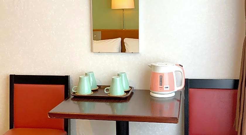 Tokyo Plaza Hotel