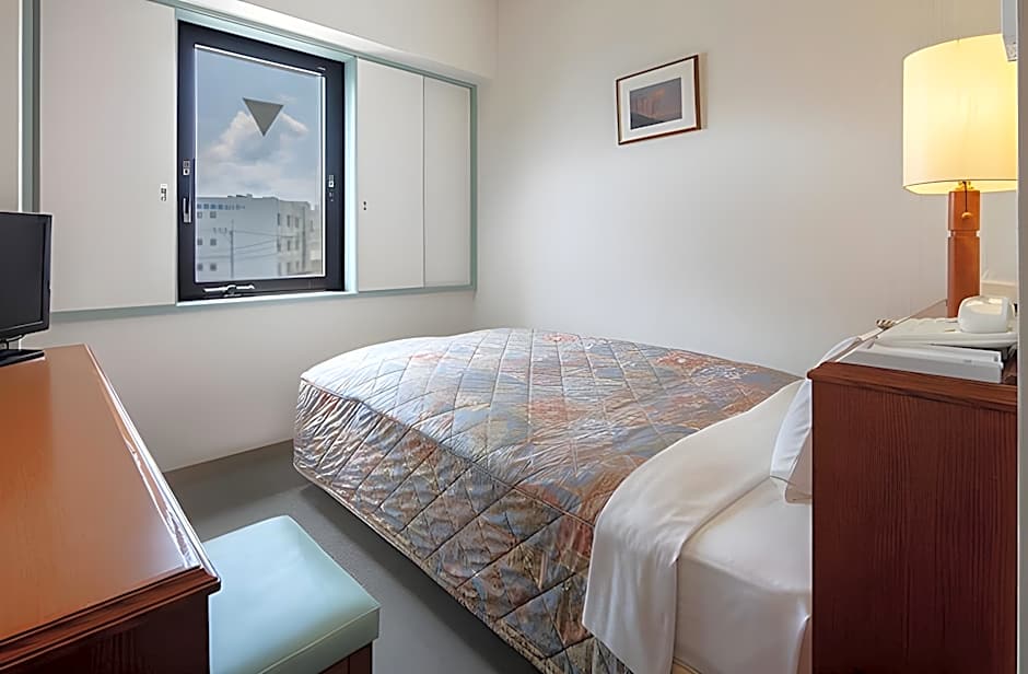 Shin Iizuka Station Hotel