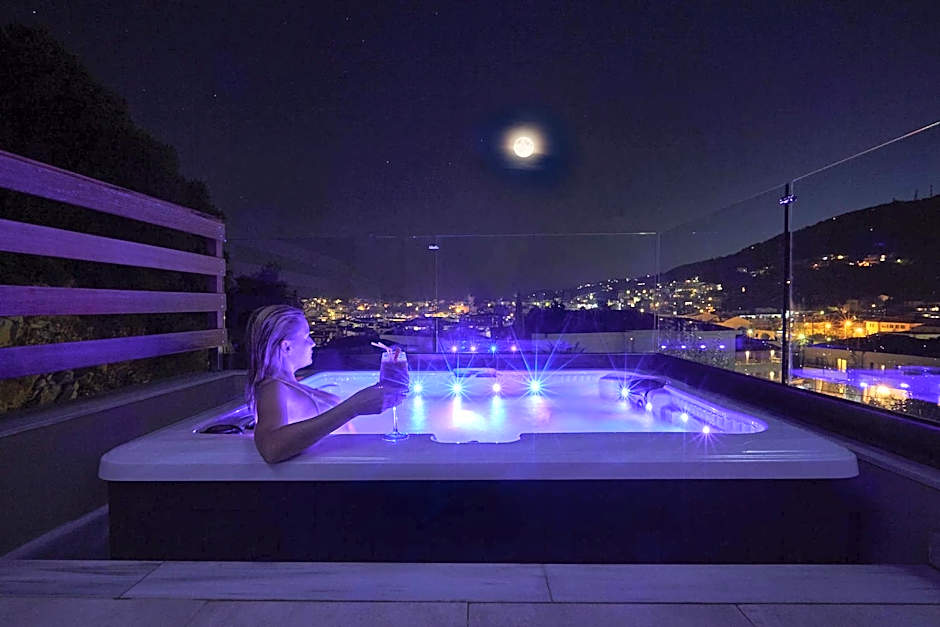 Mystery Skiathos Luxury Residence