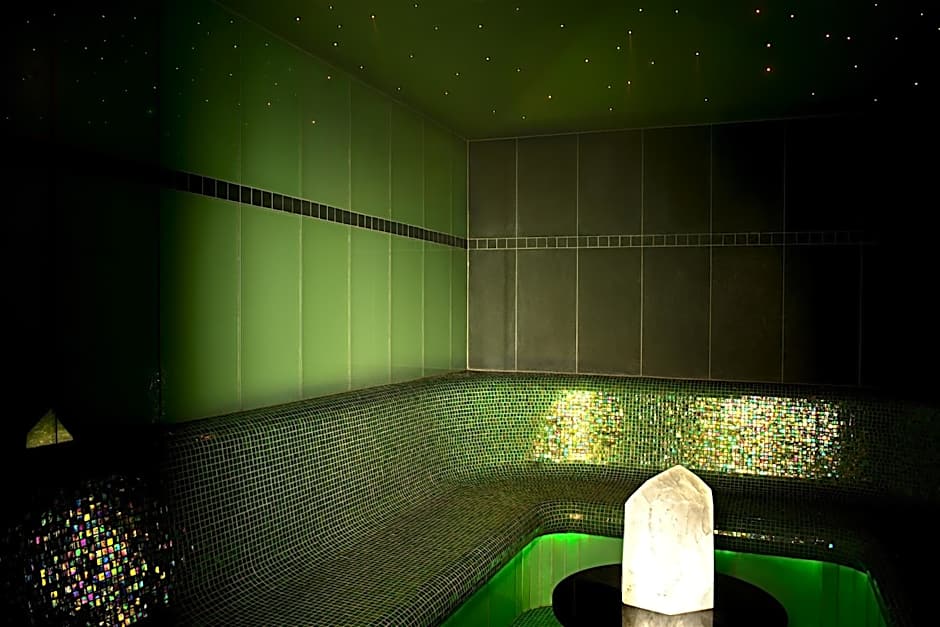 Firefly Luxury Suites