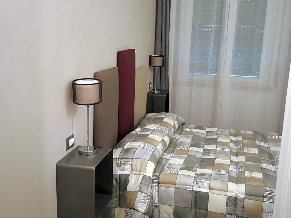 B&B Ariston Pisa Tower