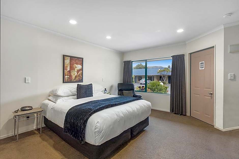 Belmont Motor Lodge