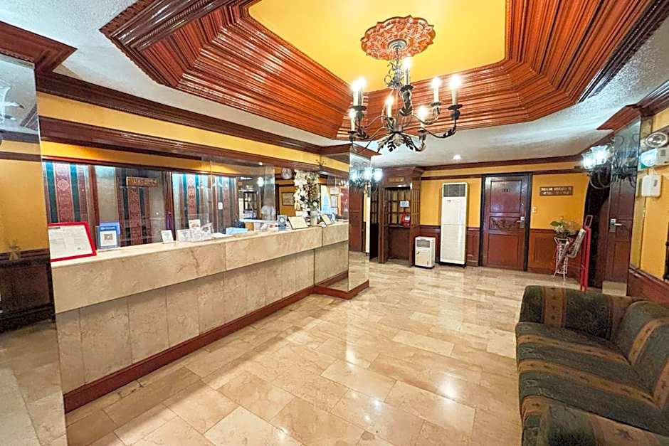 Camelot Hotel Quezon City powered by Cocotel