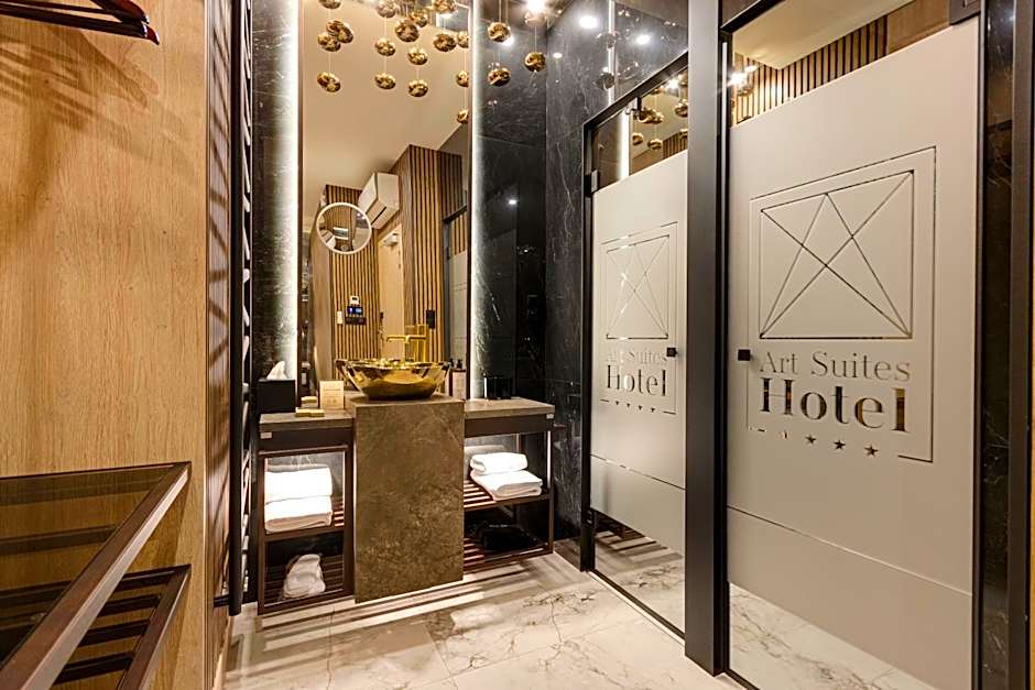 Art Suites Luxury Hotel